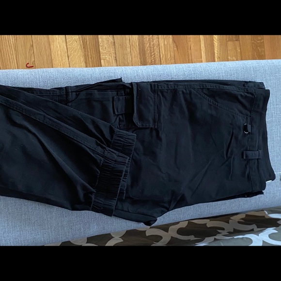 Kryptonite Cargo Pants - Picture 5 of 7